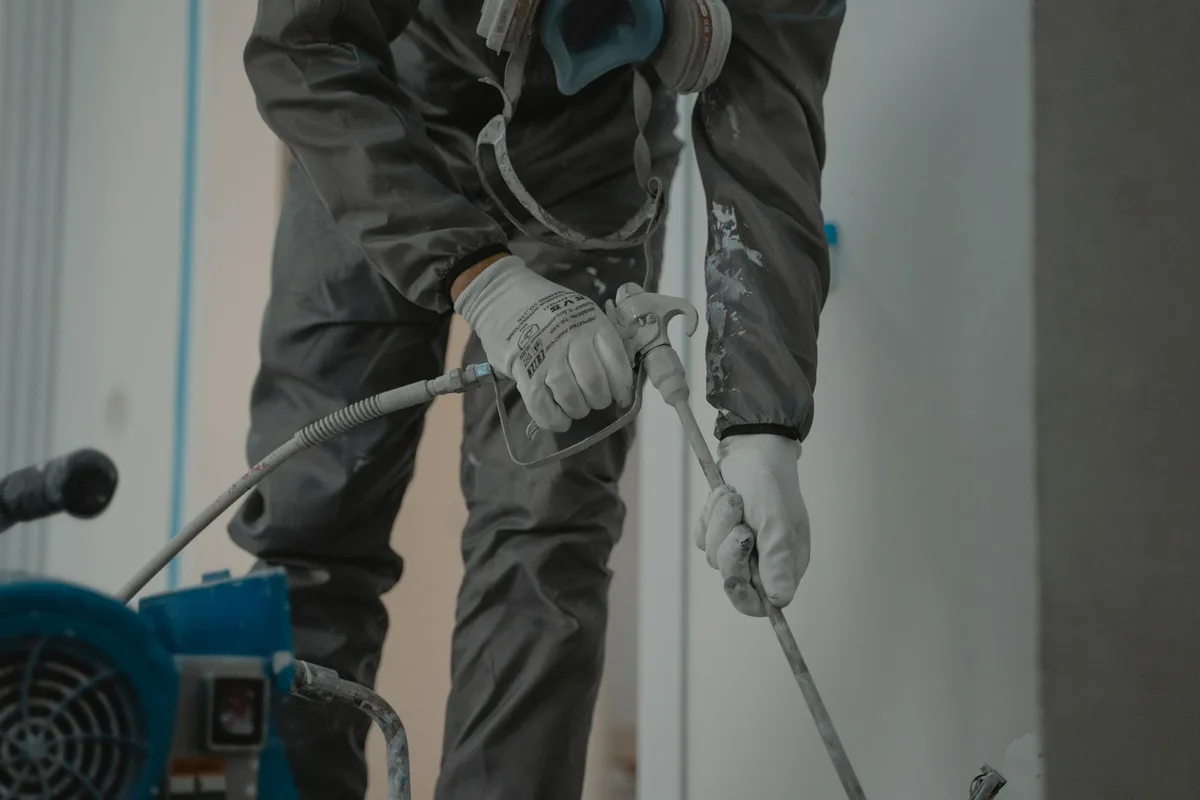 Professional commercial spray painting services in 